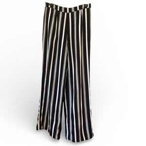Forever 21 Barcode Black and White Striped Wide-Leg Pants Size M